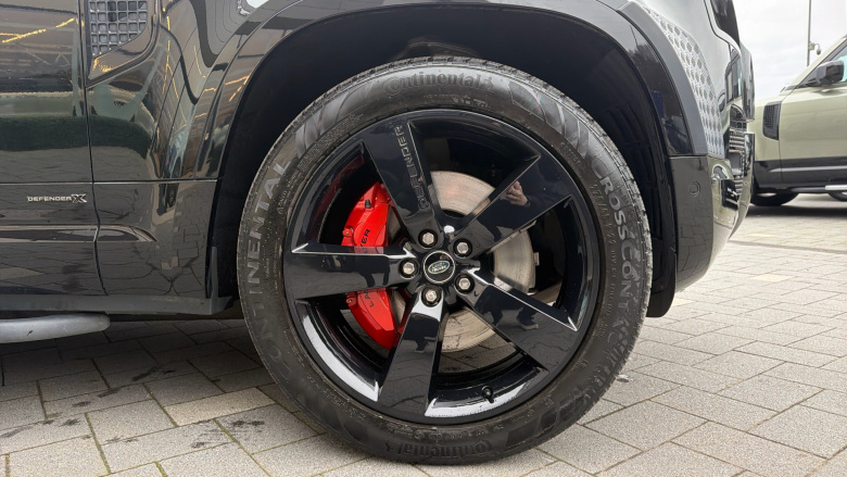 Land Rover Defender 2.0 P400e X 110 5dr Auto Estate